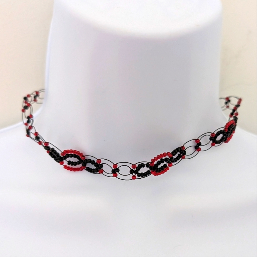 Vintage Hot Topic Necklace 90s Goth